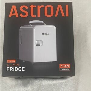 AstroAI White Mini Fridge